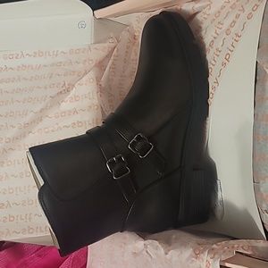 Easy Spirit boots - BNWT